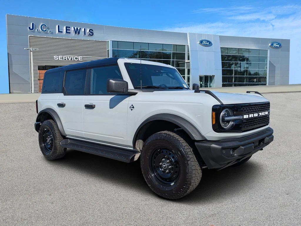 New 2026 Avalanche Gray Ford Outer Banks image 1