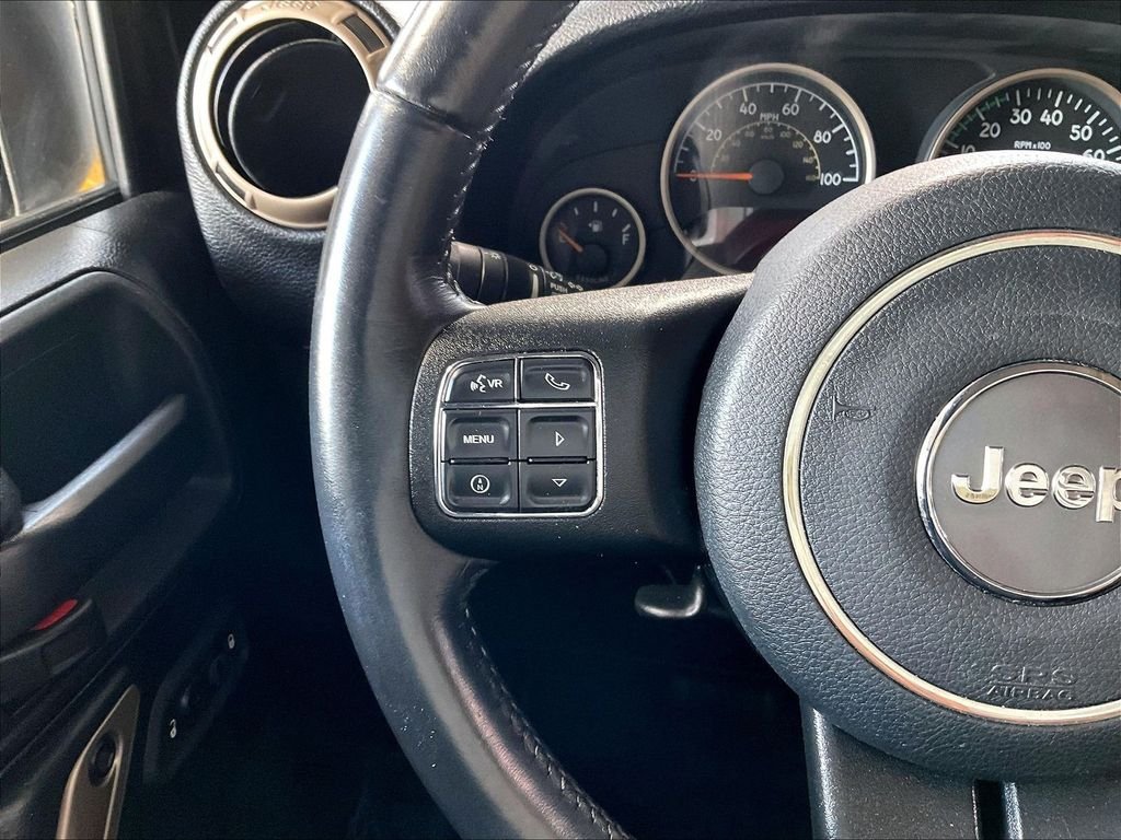 Used 2017 Black Jeep Unlimited Sahara image 22