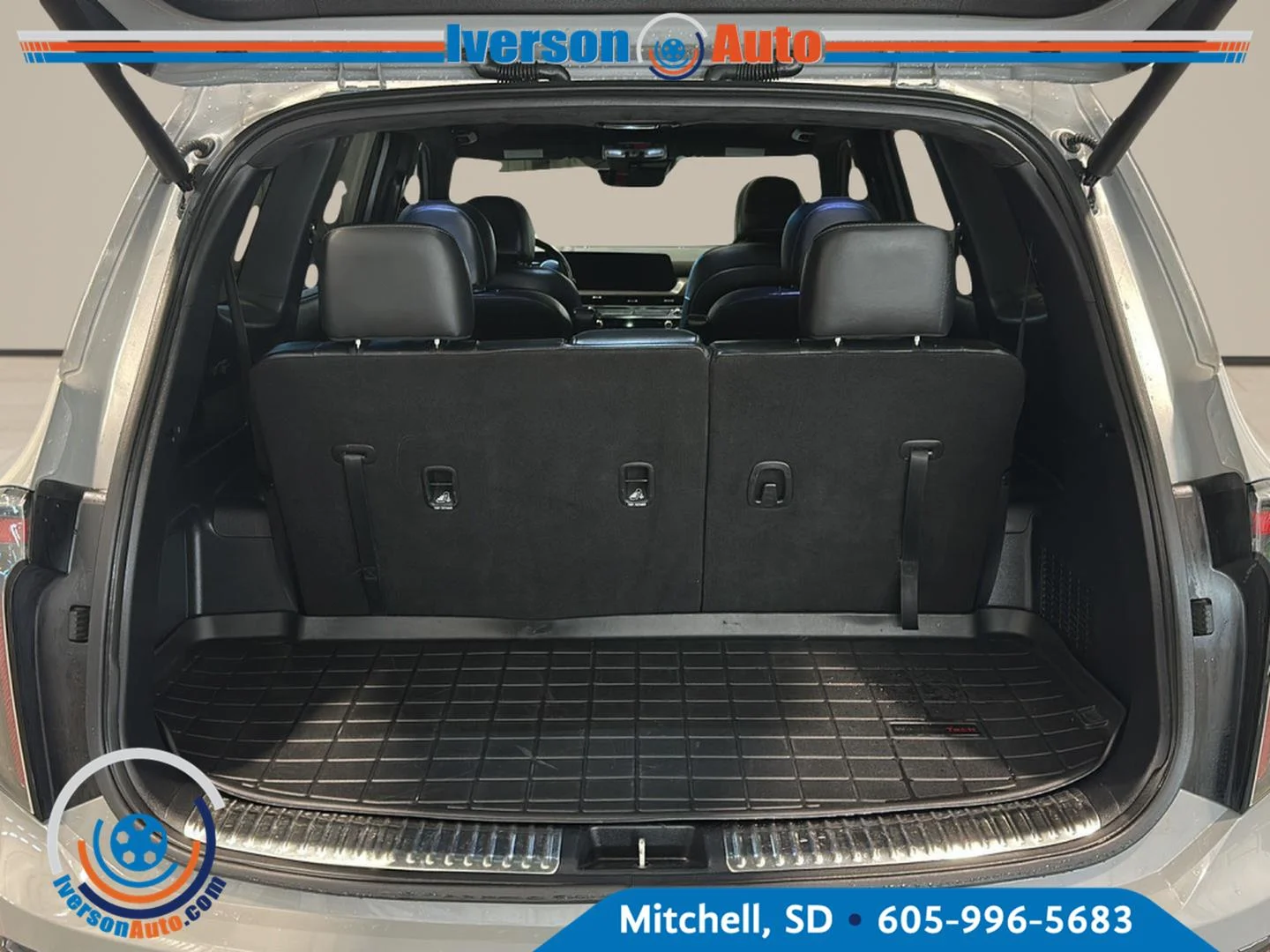 Used 2023 Wolf Gray Kia SX-Prestige X-Line image 28