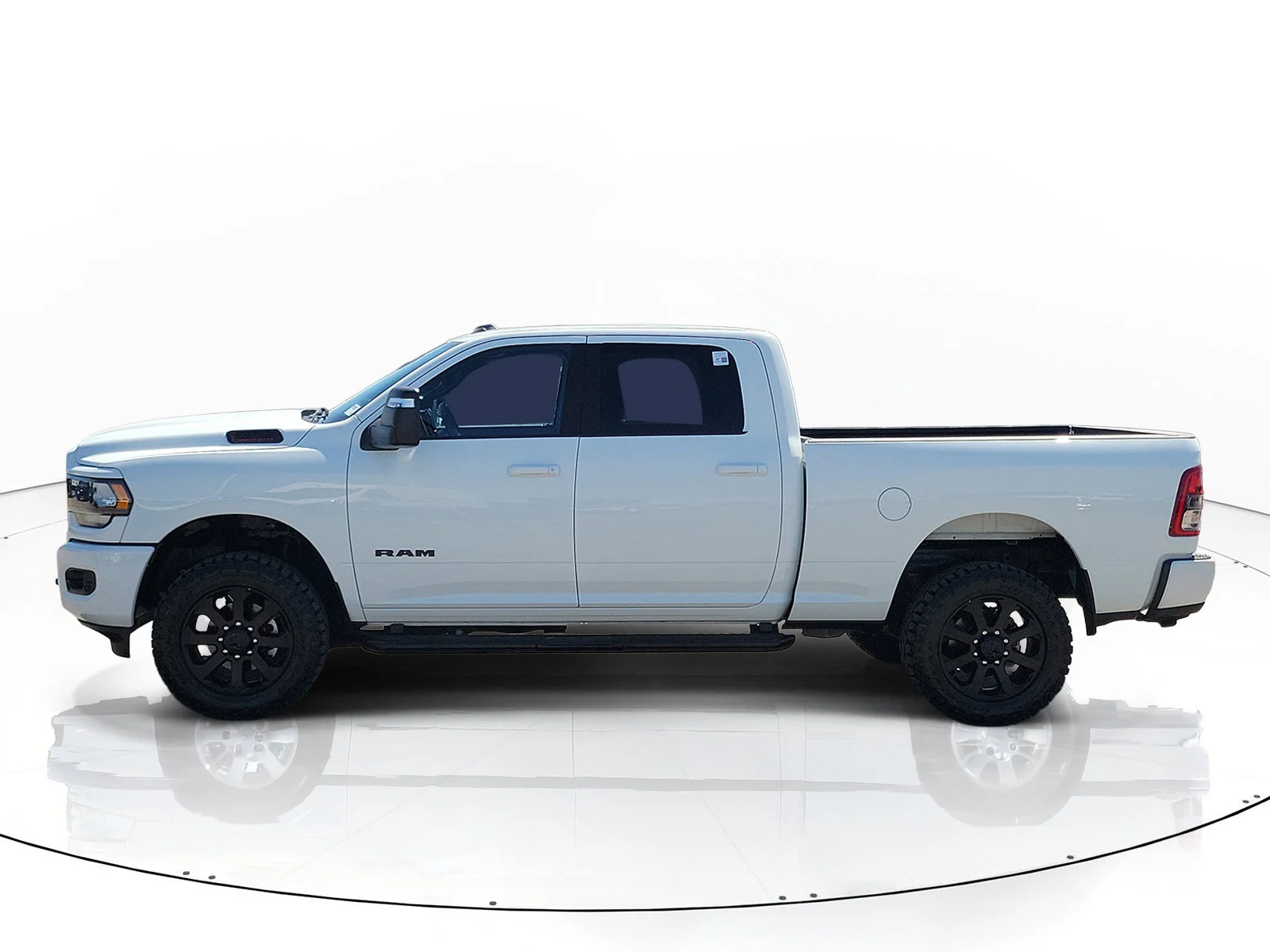 Certified Used 2024 White Ram Big Horn image 7