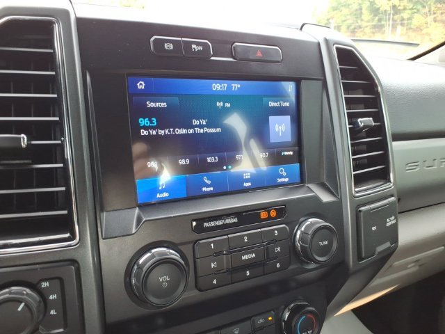 Used 2022 Black Ford XLT image 22