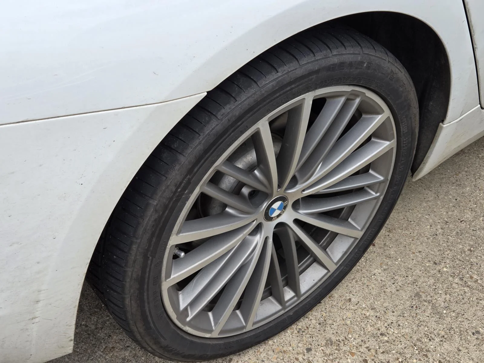 Used 2018 Mineral White Metallic BMW 530i image 4