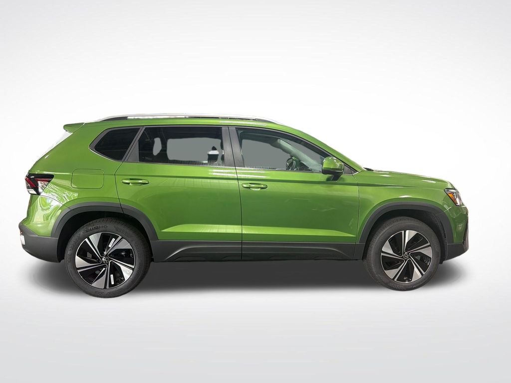 New 2026 Green Volkswagen 1.5T SE image 4