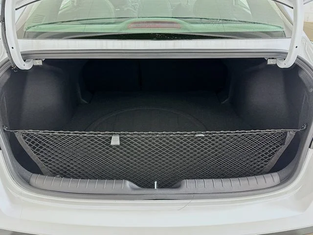 New 2025 Hyundai ELANTRA SEL Convenience