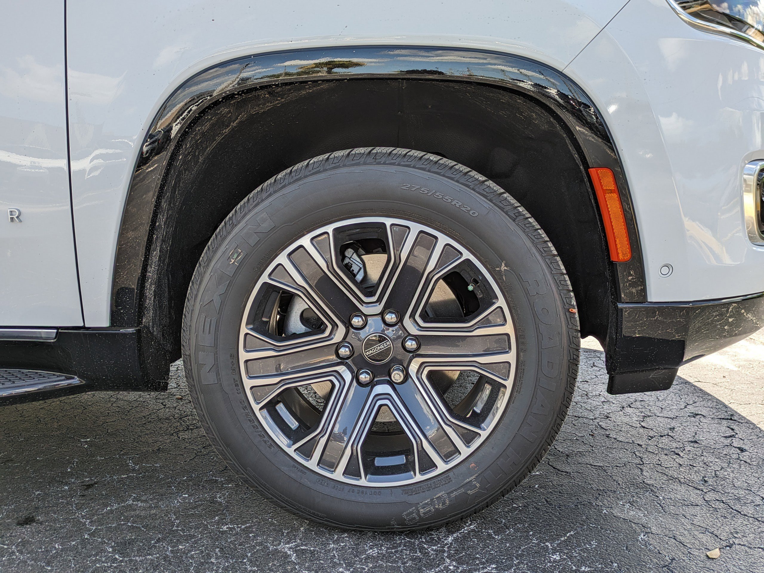 2025 Jeep Wagoneer Series I - Photo 10