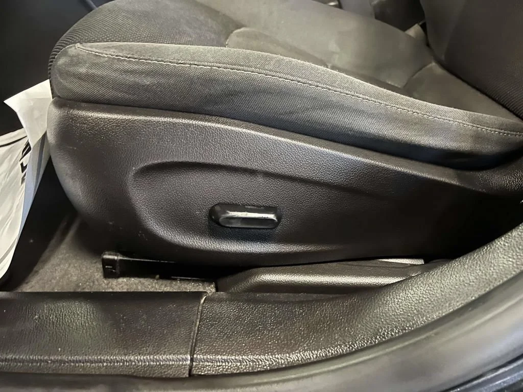 Used 2014 BLACK GRANITE METALLIC Chevrolet 1LT image 26