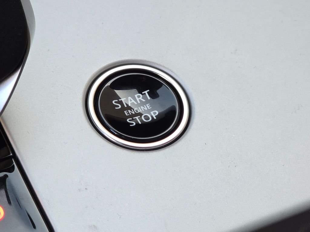 2025 Land Rover Range Rover SE - Photo 11