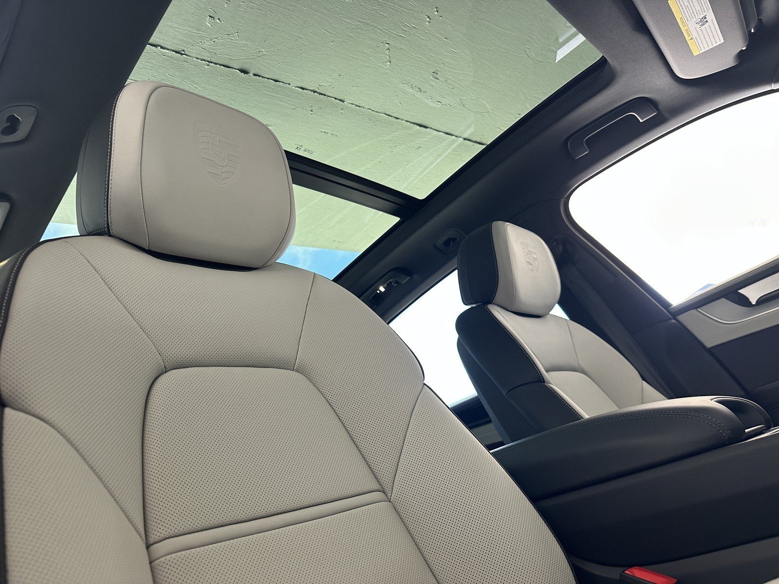 New 2026 Vanadium Grey Metallic Porsche Cayenne (AWD) image 17