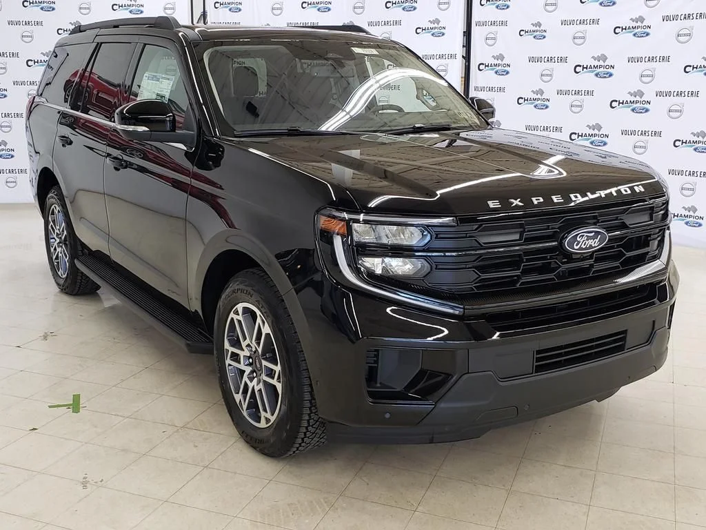 2025 Ford Expedition Active 4x4's photo