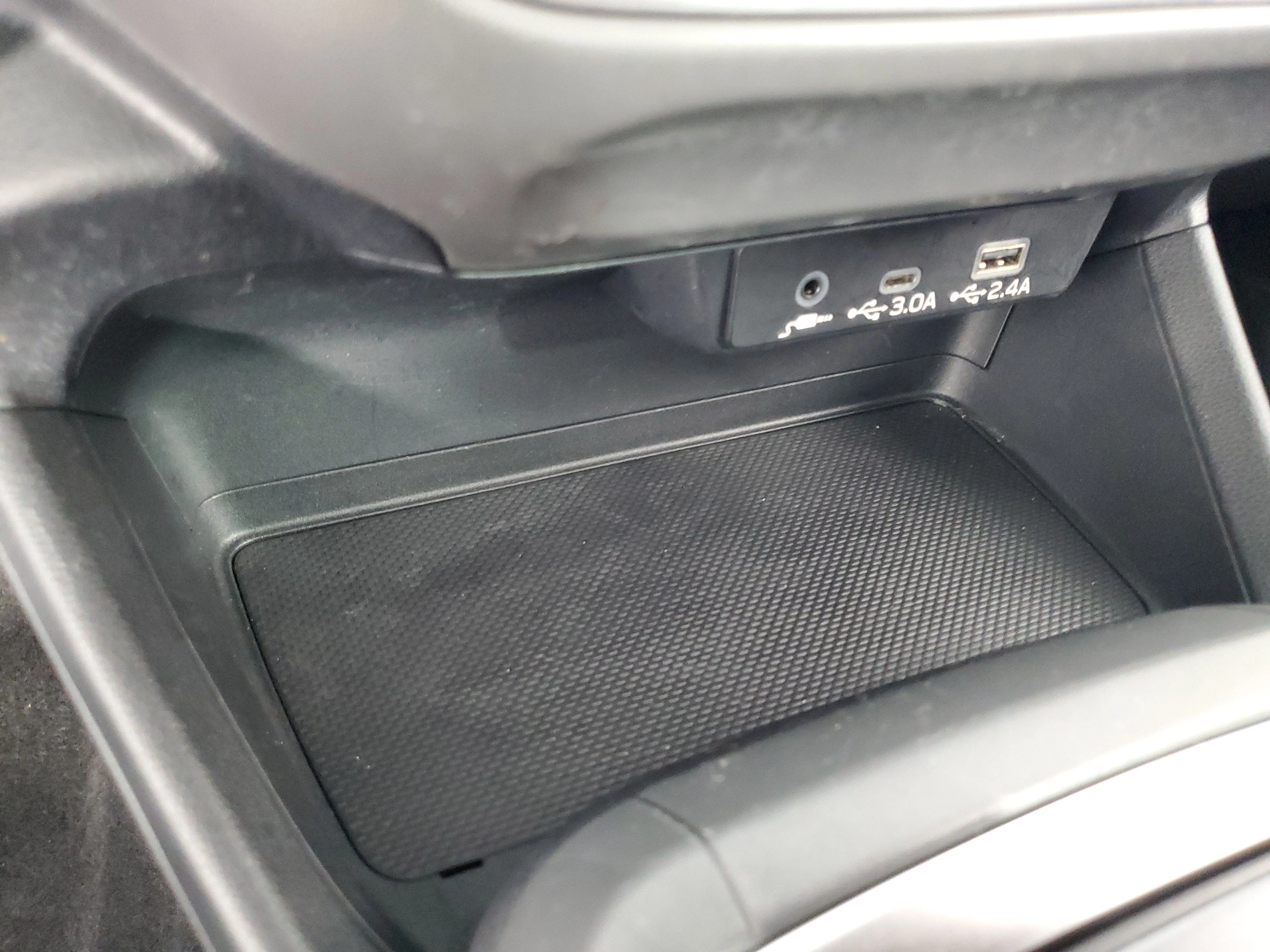 Certified Used 2025 Ice Silver Metallic Subaru Premium image 18