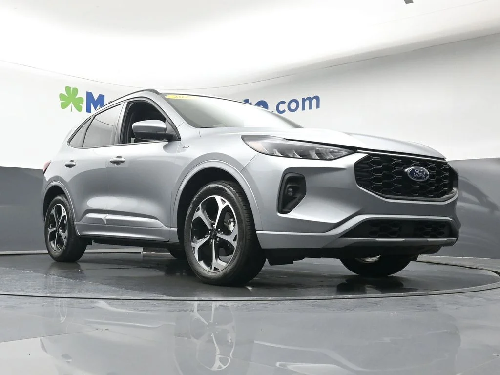 Used 2023 Silver Ford ST-Line Select image 28