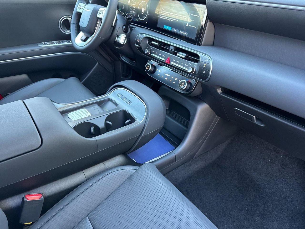 New 2027 Gray Hyundai SEL 8P image 14
