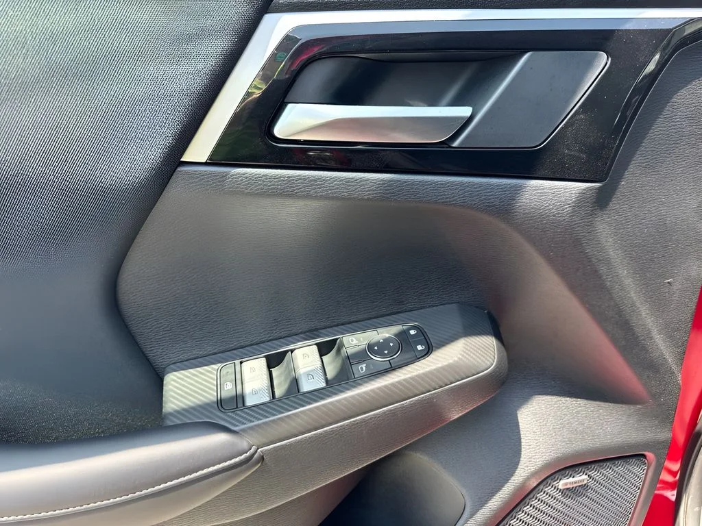 Used 2025 Red Mitsubishi ES image 24