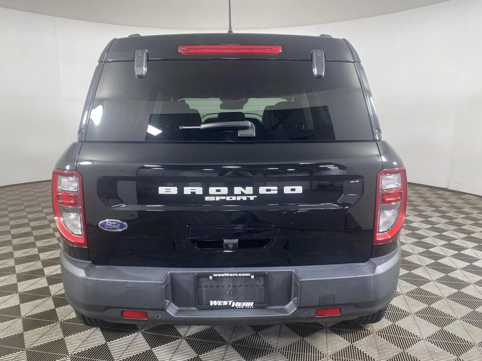 Used 2021 Shadow Black Ford Outer Banks image 6