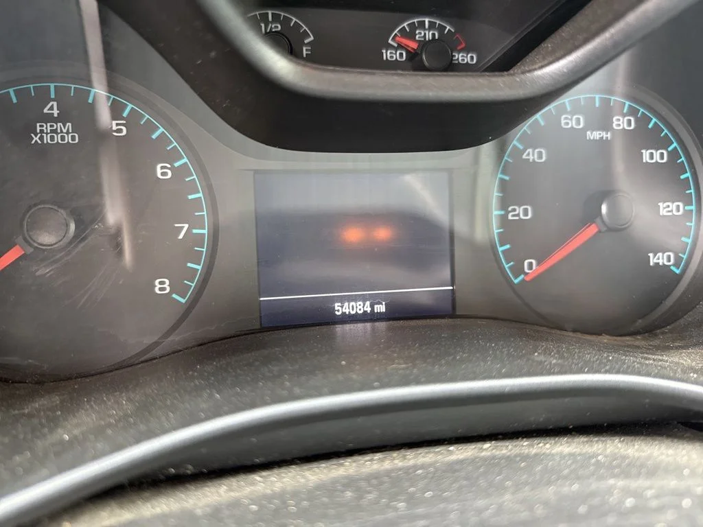 Used 2021 White Chevrolet LT image 5