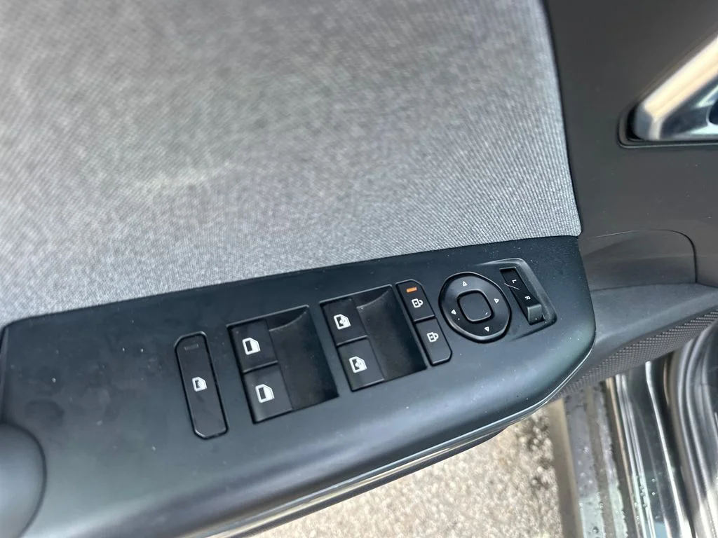 Used 2025 Interstellar Gray Kia EX image 40