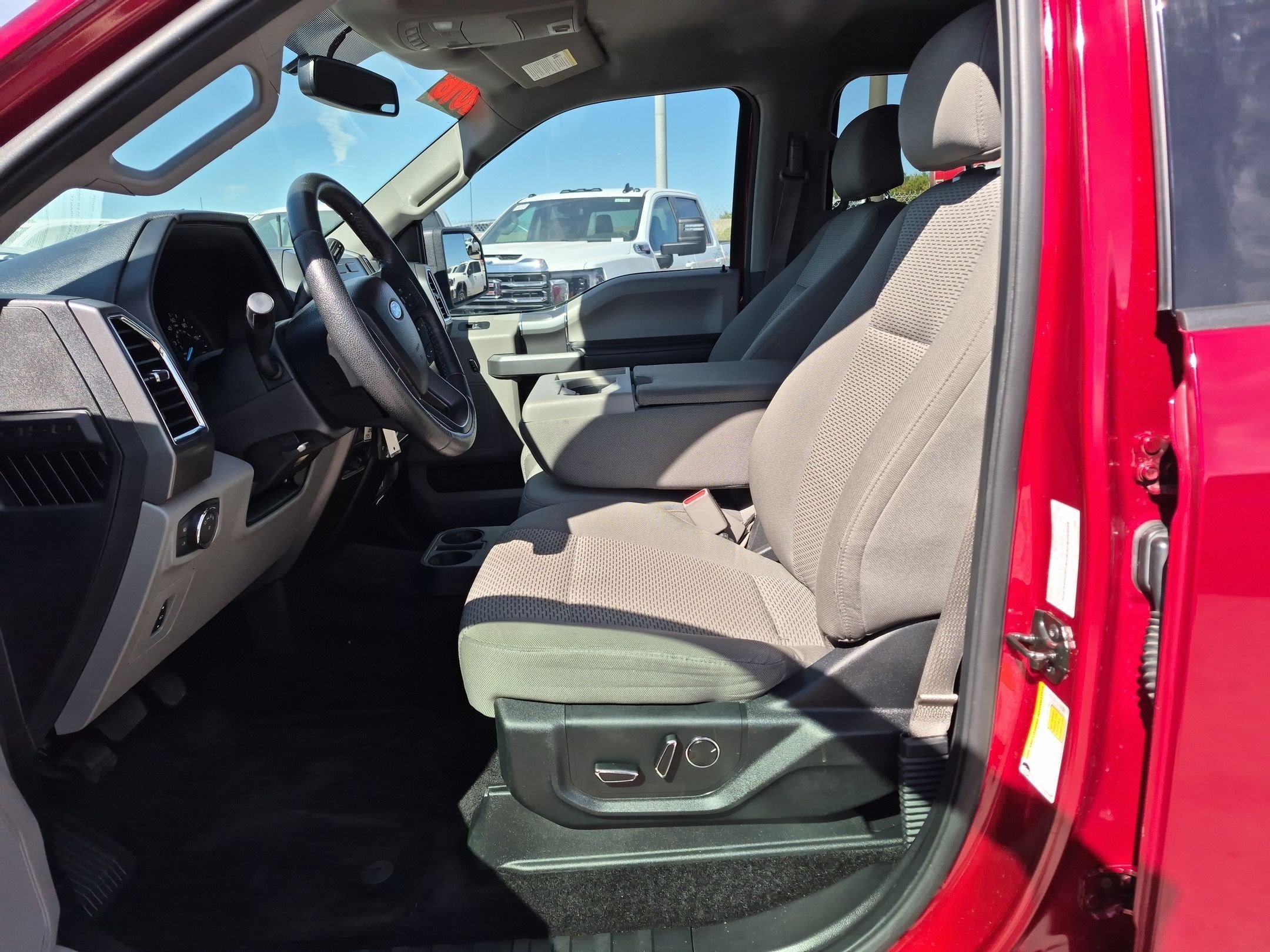 Certified Used 2016  Ford XLT image 24