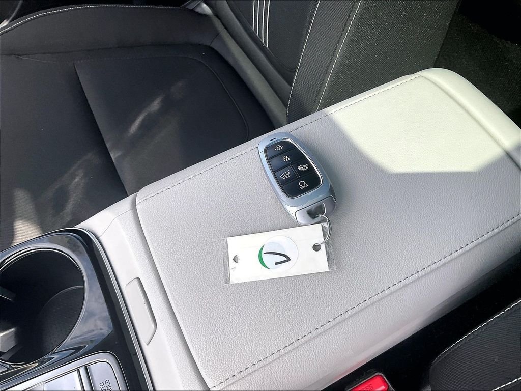Used 2022 Gray Hyundai SEL Convenience image 30