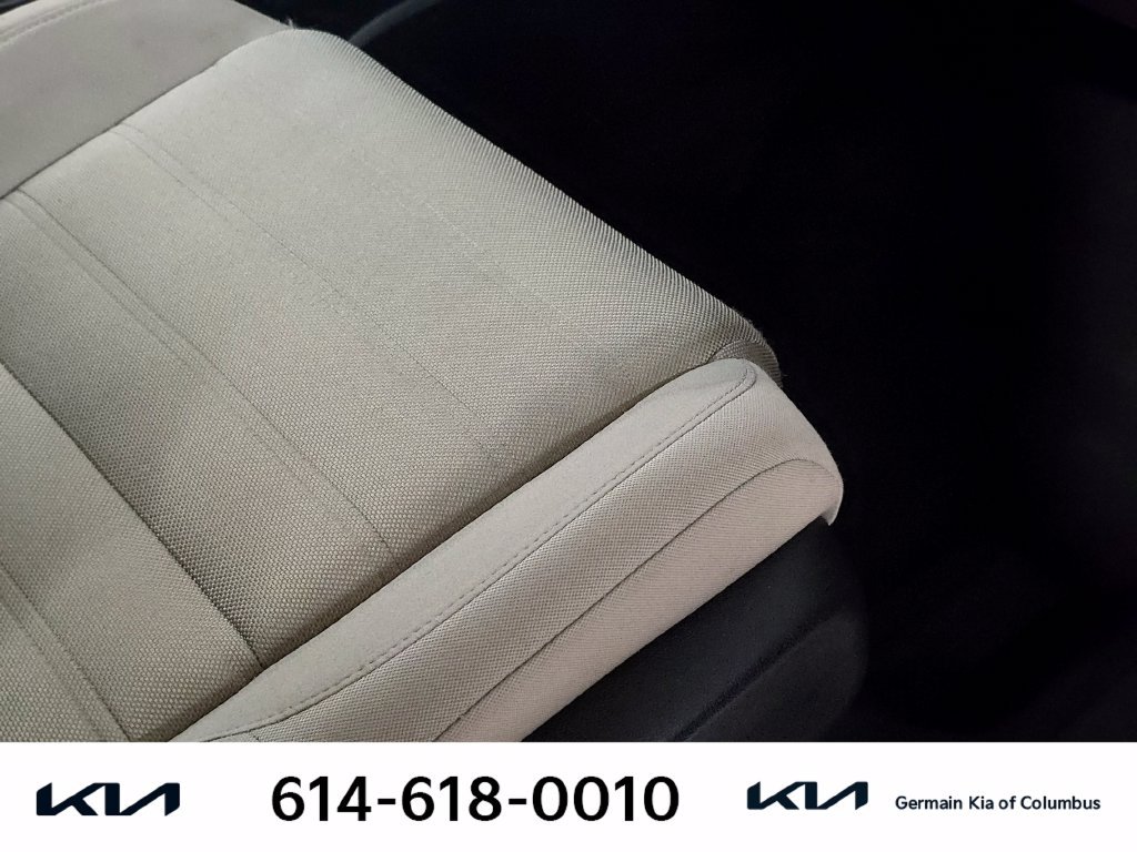 Used 2018  Honda EX image 27