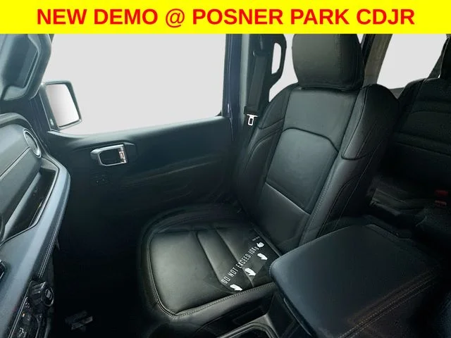 New 2026 Reign Exterior Paint Jeep Sahara image 25