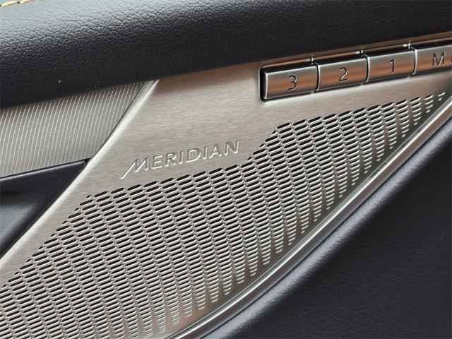 2026 Jaguar F-Pace R-Dynamic S - Photo 7