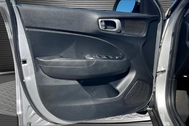 2025 Hyundai Venue SEL - Photo 22