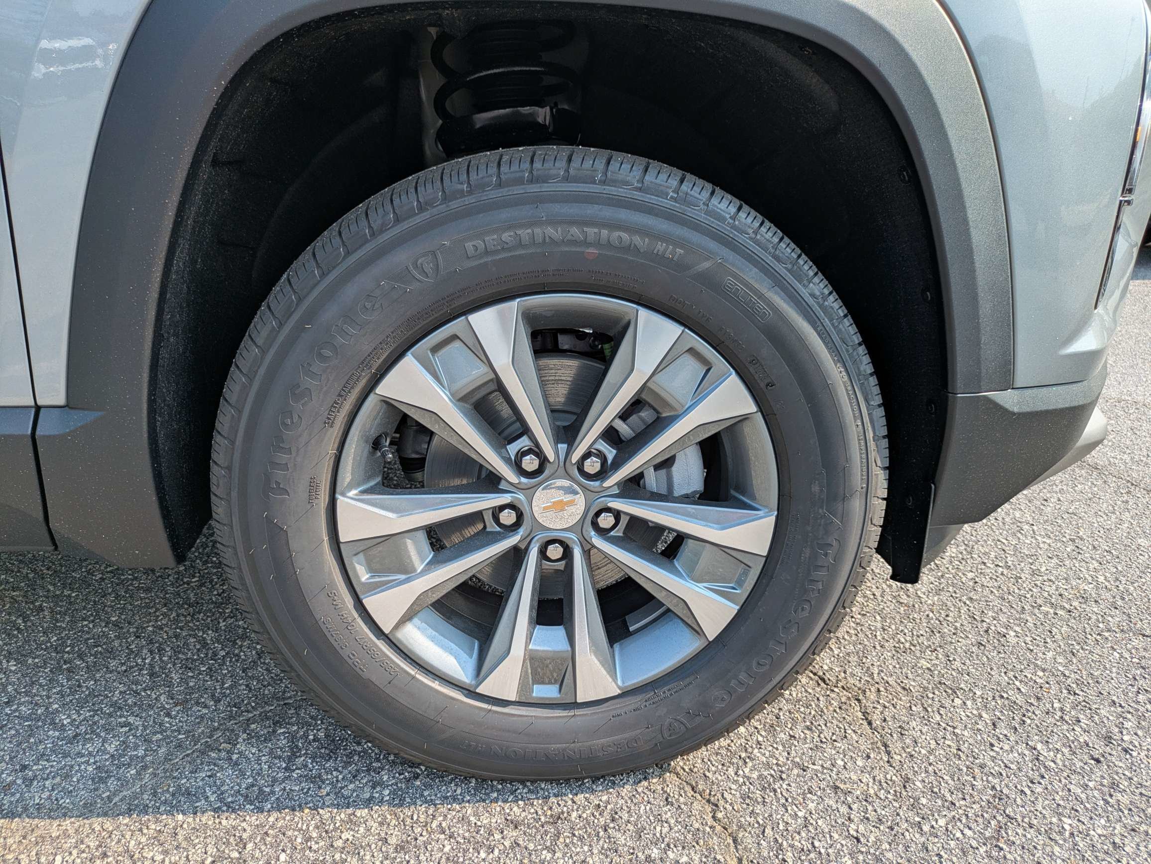 New 2027 Sterling Gray Metallic Chevrolet LT image 11
