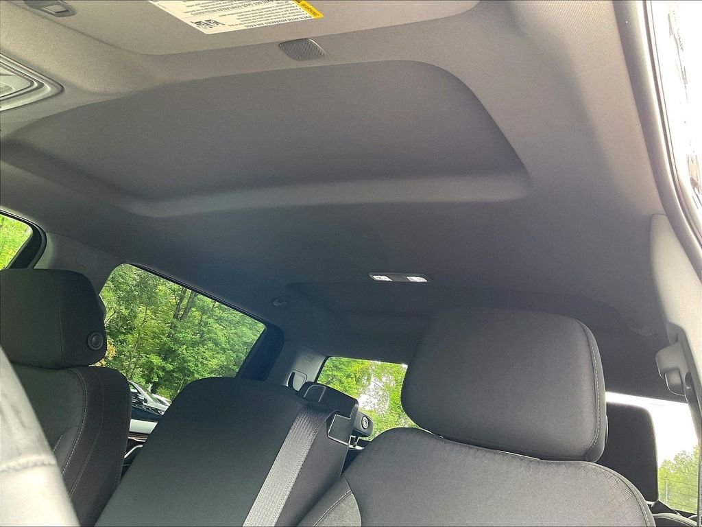 Used 2023 Gray Chevrolet LT image 7