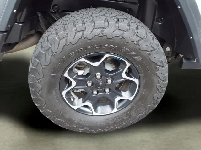 Used 2023 Silver Jeep Rubicon 4xe image 34