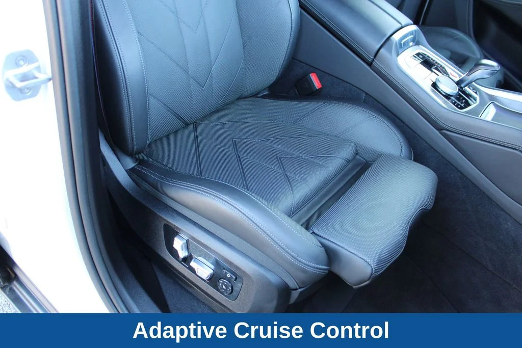 Used 2023 White BMW Base image 26