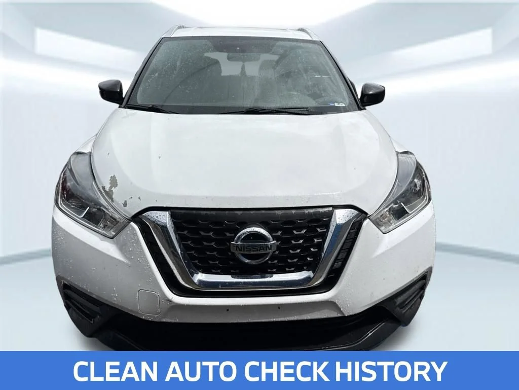 Used 2018 Nissan Kicks S with VIN 3N1CP5CU4JL543959 for sale in Milton, FL