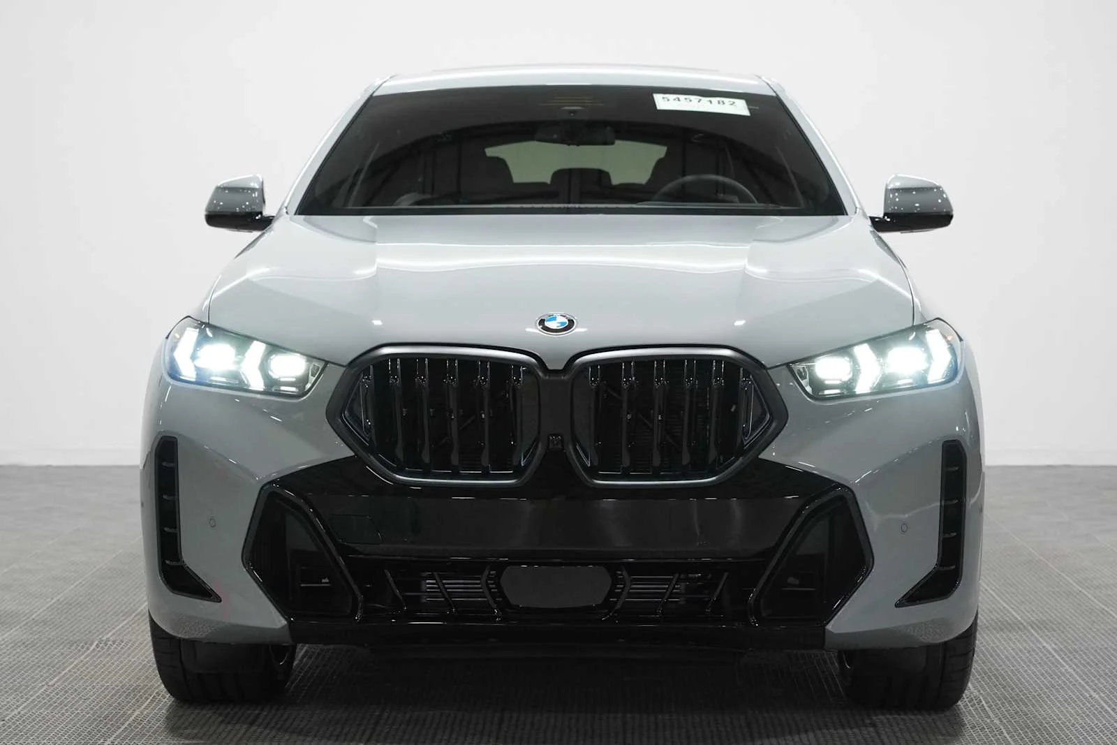 New 2027 Brooklyn Grey Metallic BMW xDrive40i image 3