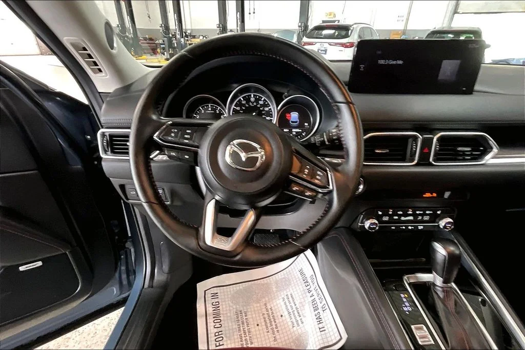 Used 2025 Gray Mazda 2.5 S Carbon Edition image 4