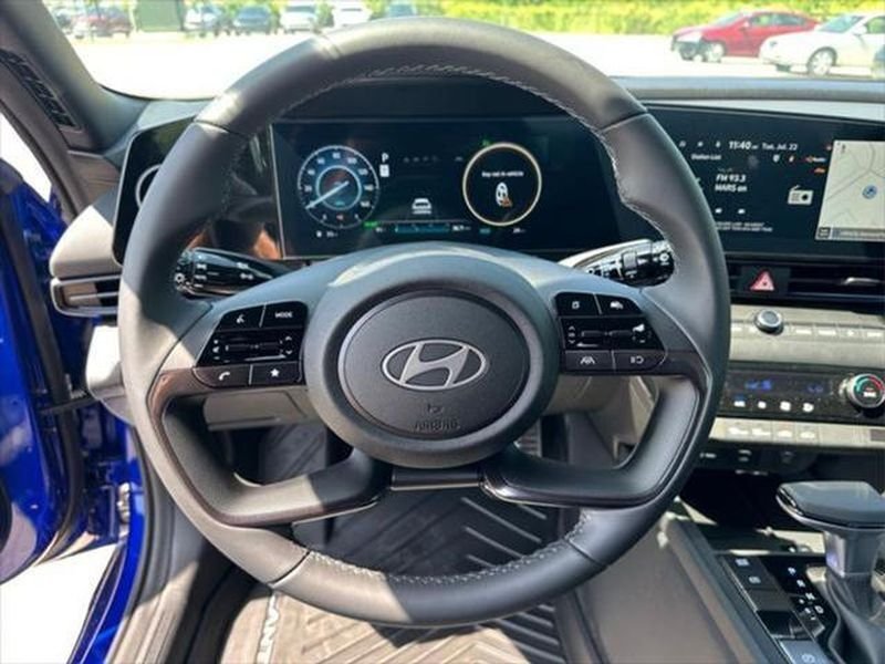 Used 2025 Intense Blue Hyundai SEL Sport image 11