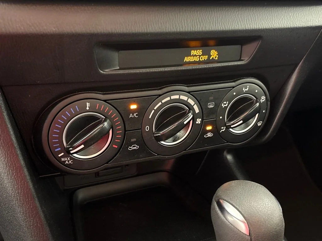 Used 2017 Red Mazda Sport image 33