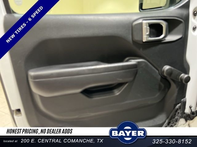 Used 2018 White Jeep Unlimited Sport image 20