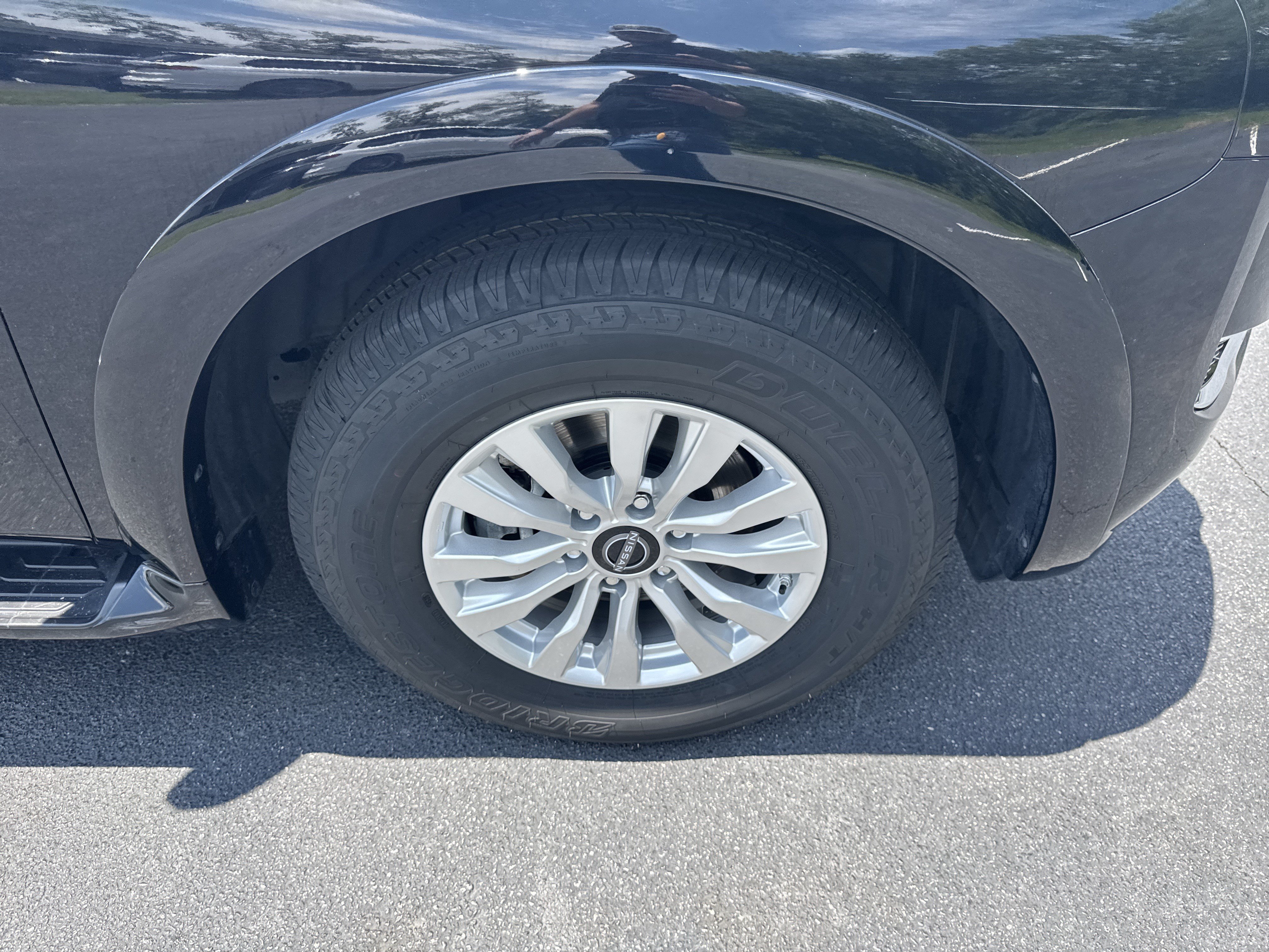 Used 2024 Super Black Nissan SV image 10