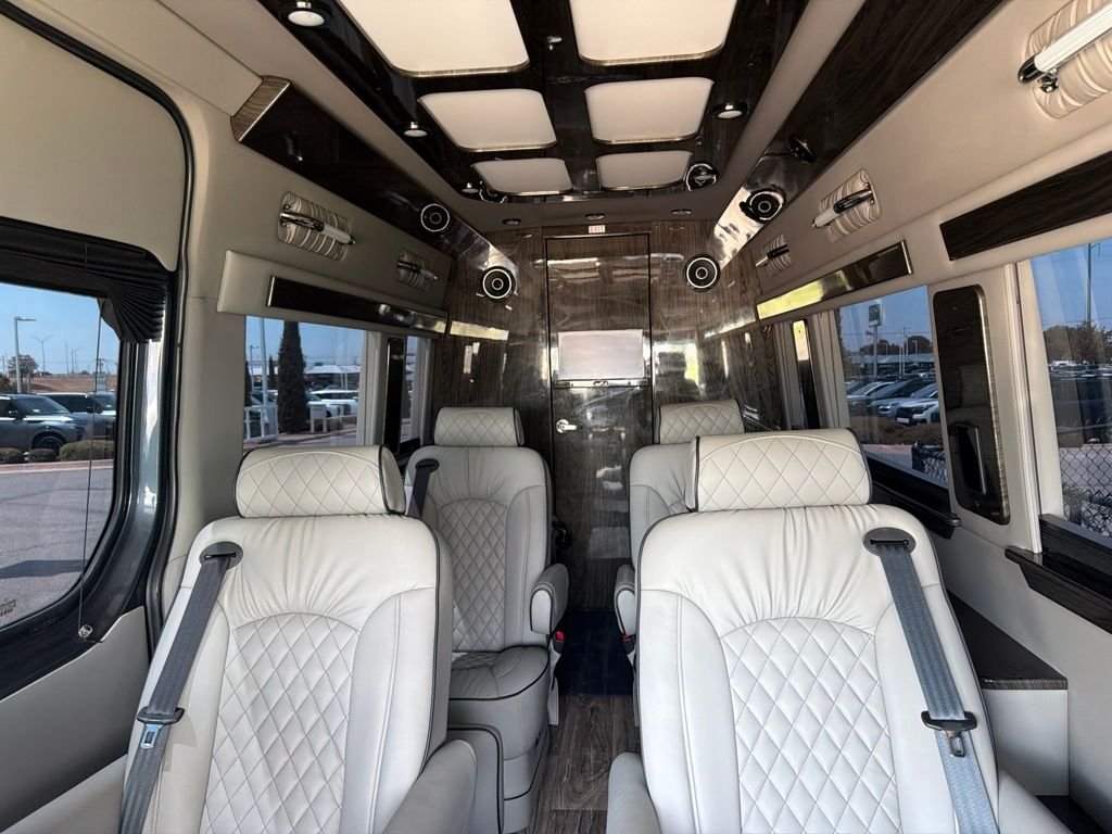 Used 2024 Gray Mercedes-Benz Ultimate Coach 170 WB image 6