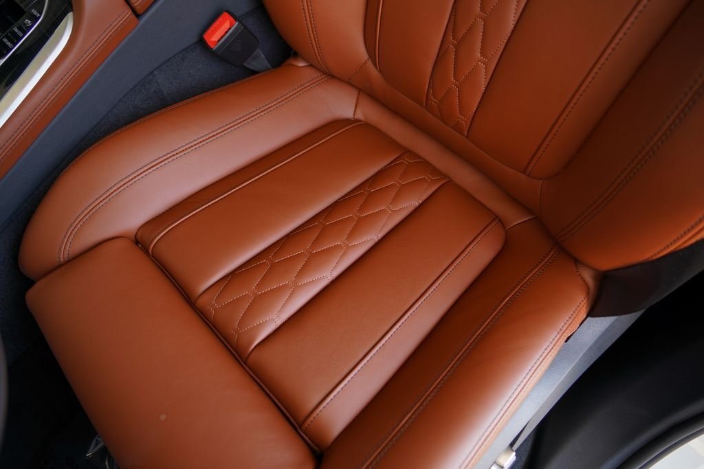 2026 BMW X5 40i - Photo 14