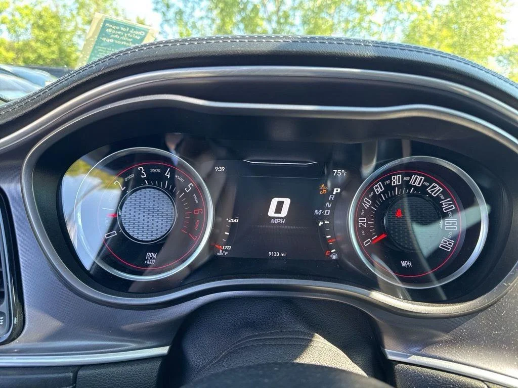 Used 2020 Triple Nickel Clearcoat Dodge R/T Scat Pack Widebody image 2