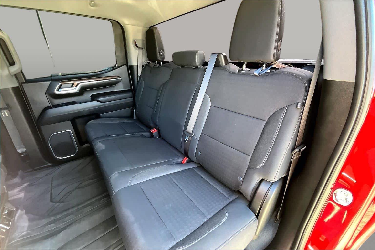 Used 2023 Radiant Red Tintcoat Chevrolet LT image 21