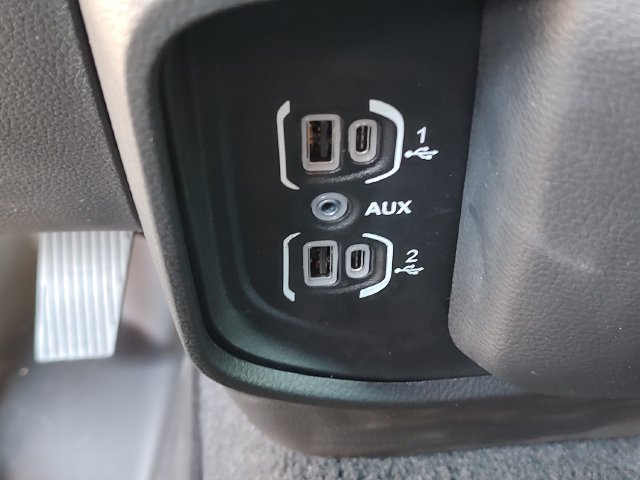Photo 18