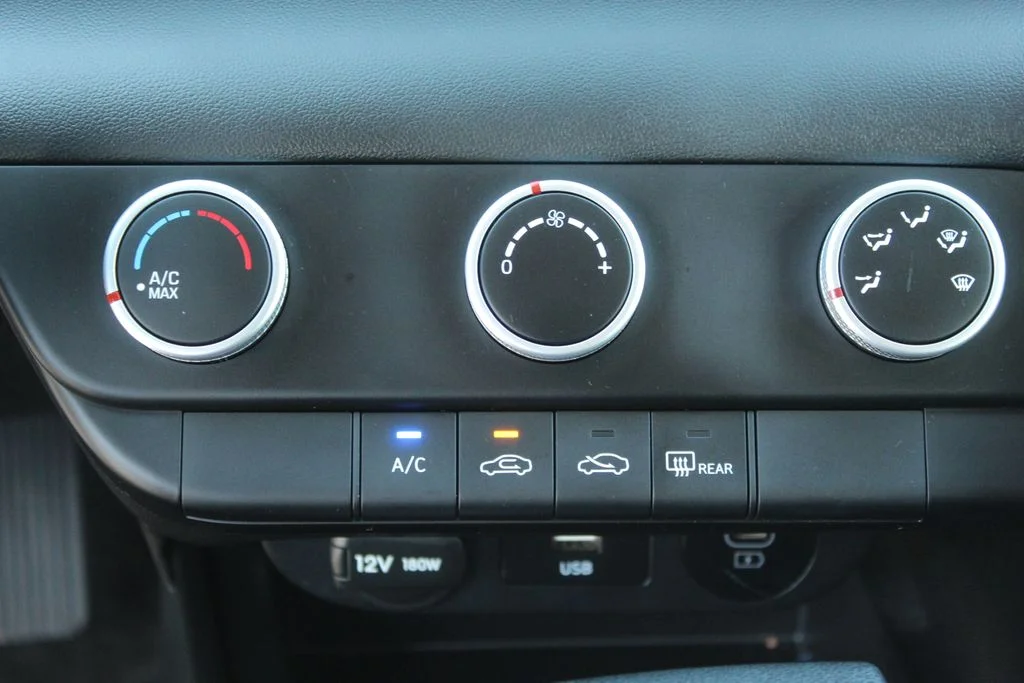 Certified Used 2025 Blue Hyundai SE image 21