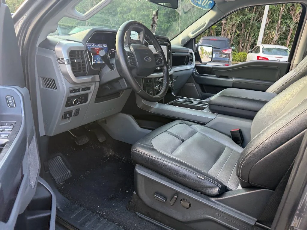 Used 2023 Gray Metallic Ford XLT image 11