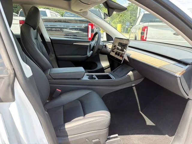 Used 2023 White Tesla Long Range image 20