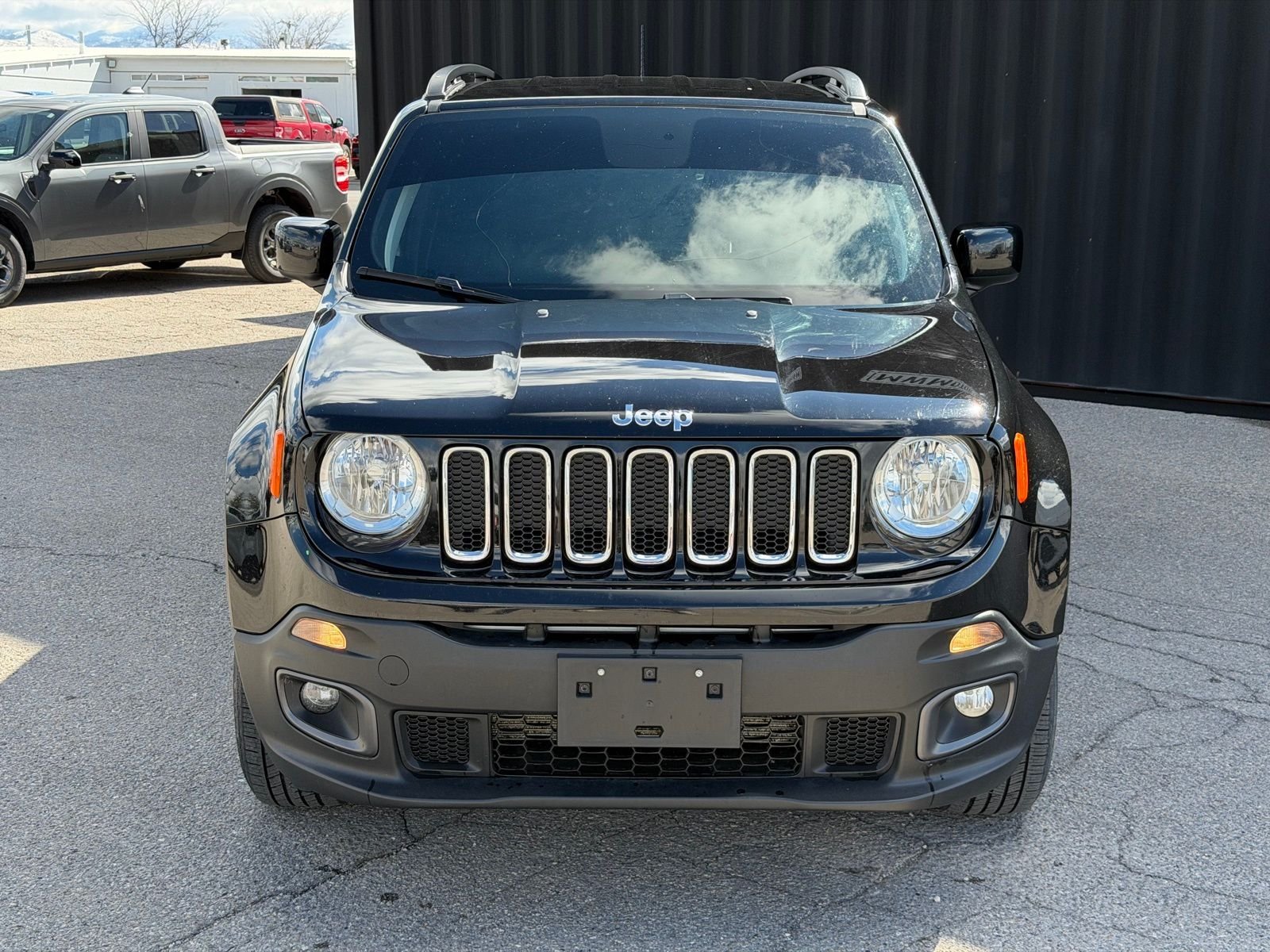 View vehicle photo 3