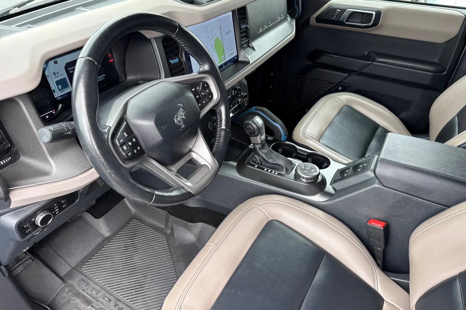 Certified Used 2024 Gray Metallic Ford Wildtrak image 3