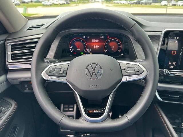 New 2026 Deep Black Pearl Volkswagen 2.0T Peak Edition image 41