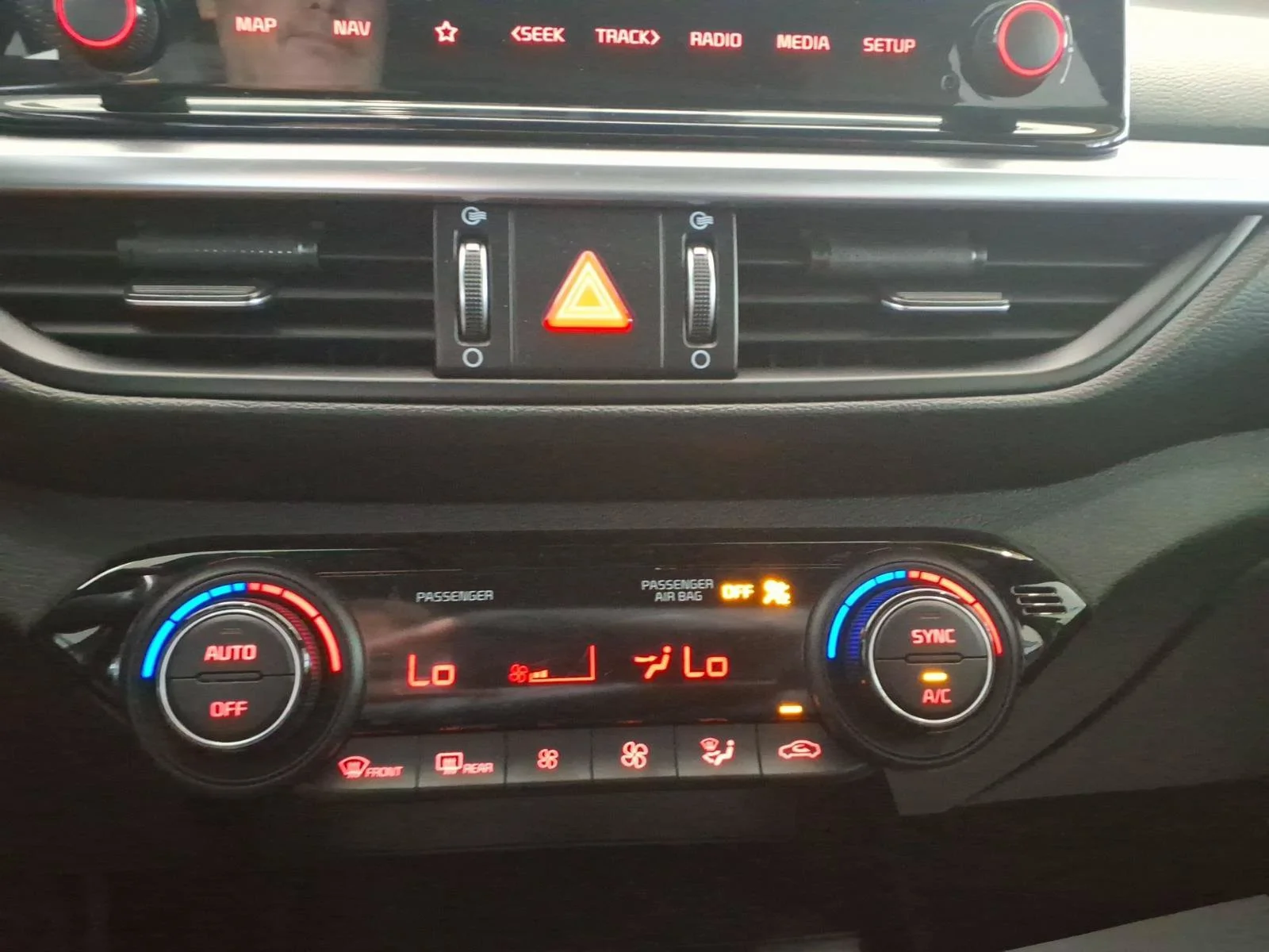 2022 Kia FORTE GT-Line - Photo 24