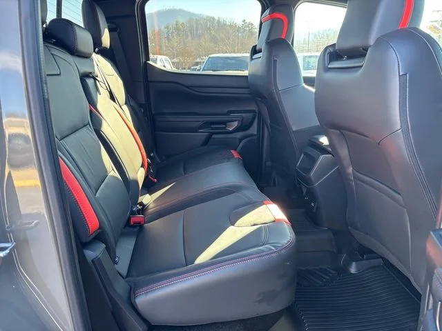 2025 Ford Ranger Raptor - Photo 10